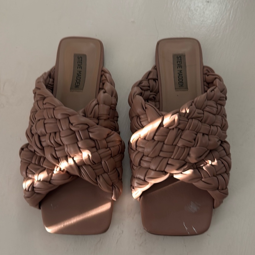 Steve Madden sandals size 9